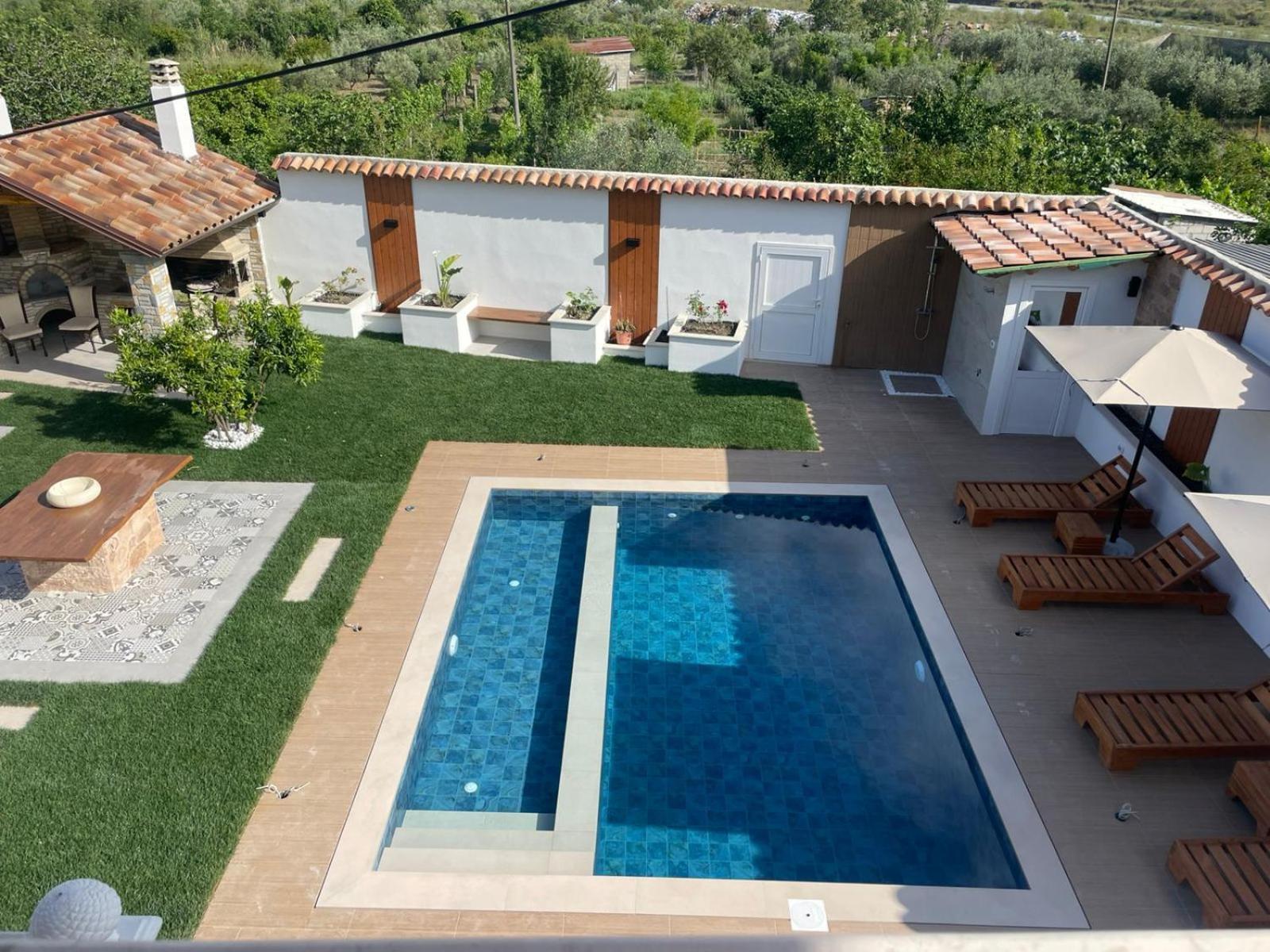 Villa Lejzo - Swimming Pool Берат Экстерьер фото